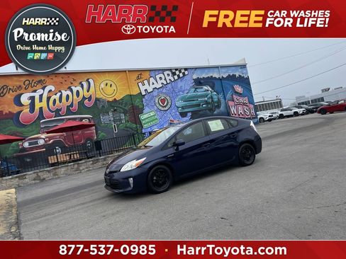 Used 2012 Toyota Prius Two image 1