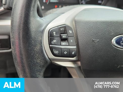 Used 2023 Ford Explorer XLT w/ Equipment Group 202A RWD image 11