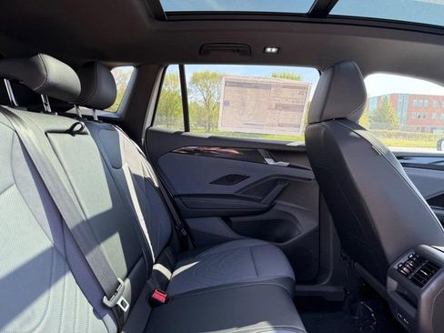 New 2026 Volkswagen Tiguan SE R-Line AWD/4WD image 4