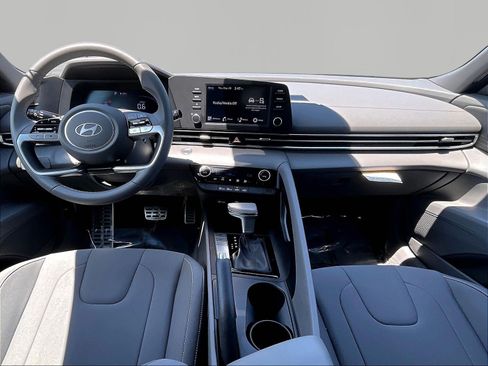 Certified 2026 Hyundai Elantra Sport FWD image 7