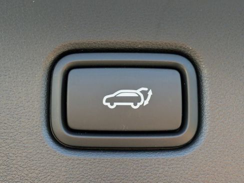New 2026 Hyundai Tucson Limited FWD image 12