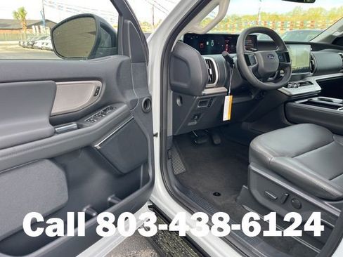 New 2026 Ford Expedition Active RWD image 5