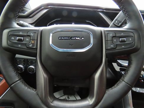 Used 2024 GMC Sierra 2500 Denali Ultimate image 33