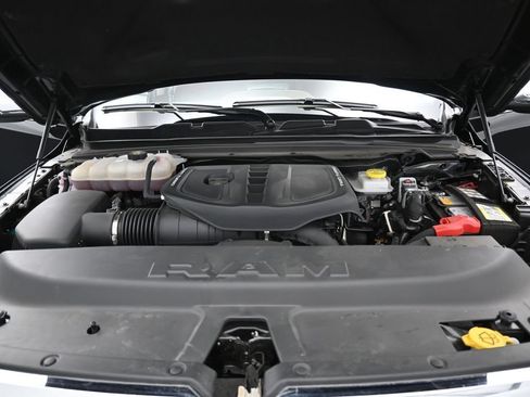 Used 2025 RAM 1500 Limited AWD/4WD image 42