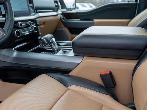 Used 2022 Ford F150 Lariat w/ Equipment Group 502A High image 24