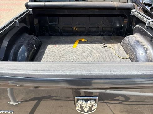Used 2016 RAM 1500 Lone Star RWD image 9