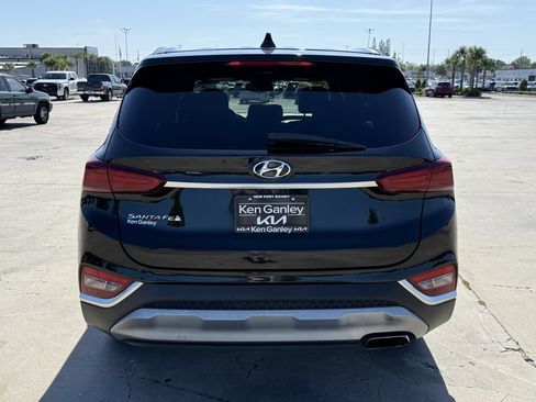 Used 2020 Hyundai Santa Fe SEL FWD image 7