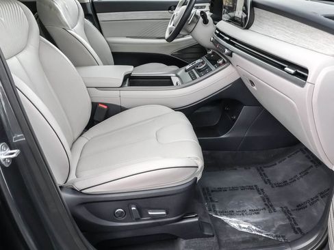 Used 2024 Hyundai Palisade Calligraphy image 37