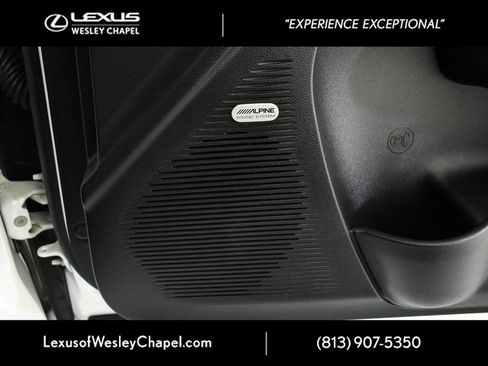 Used 2015 Dodge Challenger SXT Plus image 36