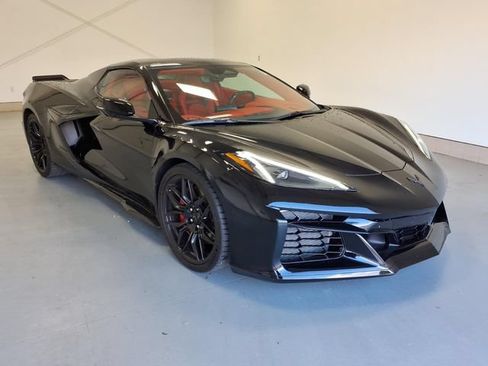 Used 2024 Chevrolet Corvette Z06 w/ Battery Protection Package RWD image 1