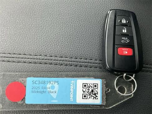 Used 2025 Toyota RAV4 XLE Premium image 28
