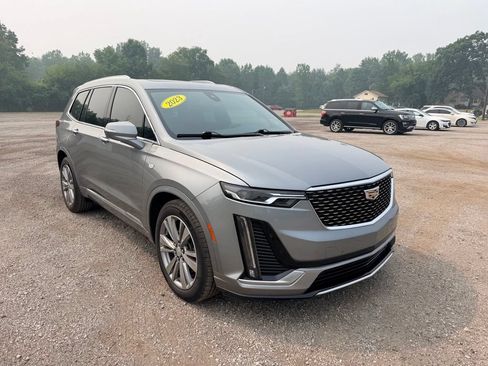 Used 2023 Cadillac XT6 Premium Luxury FWD image 1