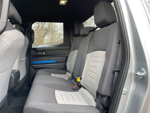 Used 2025 Toyota Tacoma TRD Off-Road image 24