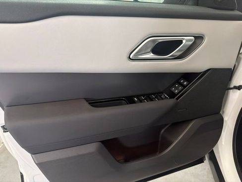 Certified 2024 Land Rover Range Rover Velar Dynamic SE AWD/4WD image 8
