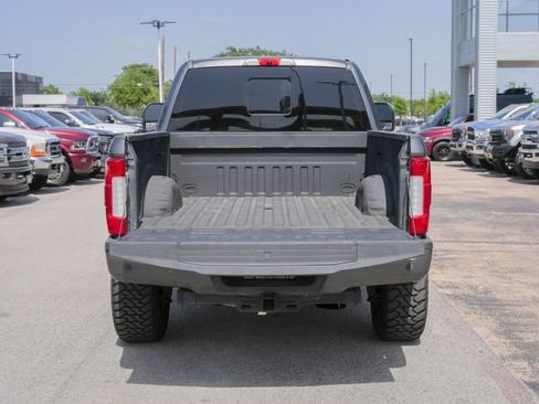 Used 2018 Ford F250 Platinum w/ Platinum Ultimate Package AWD/4WD image 10