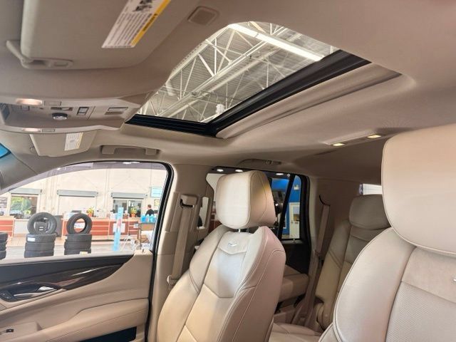 Used 2018 Cadillac Escalade Luxury w/ LPO, Radiant Package AWD/4WD image 18