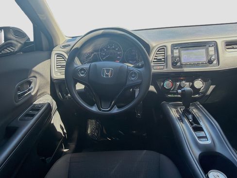 Certified 2020 Honda HR-V LX image 21