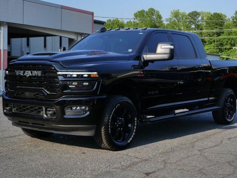 Used 2025 RAM 2500 Laramie w/ Night Edition AWD/4WD image 5
