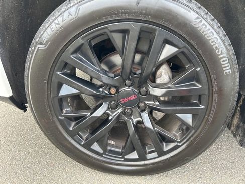 Used 2022 GMC Sierra 1500 Denali w/ Denali Reserve Package image 31