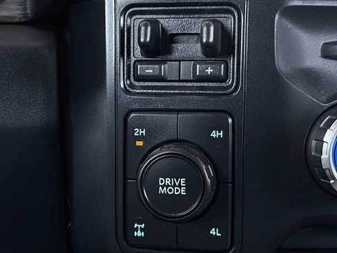 Used 2023 Ford F350 Lariat w/ Lariat Ultimate Package image 18