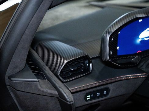 Used 2024 Lamborghini Revuelto AWD/4WD image 37