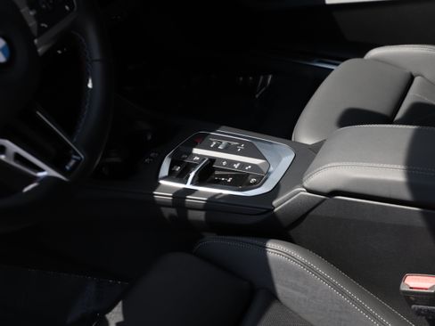 Used 2025 BMW M235i xDrive w/ Technology Package AWD/4WD image 20