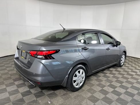 Used 2024 Nissan Versa S image 3
