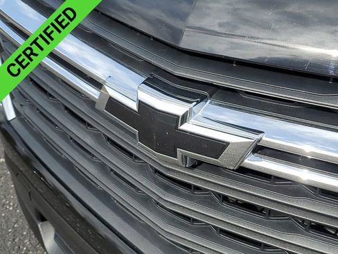 Used 2023 Chevrolet Traverse LS w/ LPO, Floor Liner Package AWD/4WD image 30
