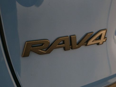 Used 2023 Toyota RAV4 TRD Off-Road AWD/4WD image 10