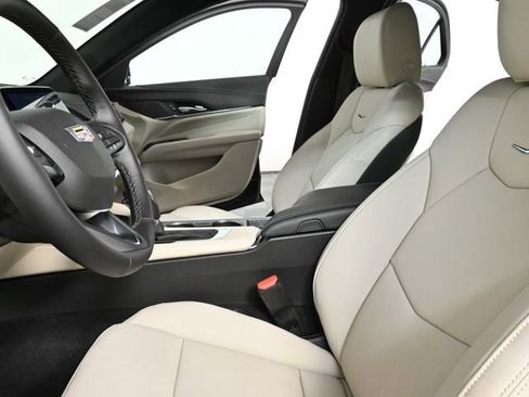 New 2025 Cadillac CT4 Premium Luxury image 8