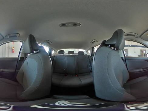 Used 2025 Kia K4 FWD image 42