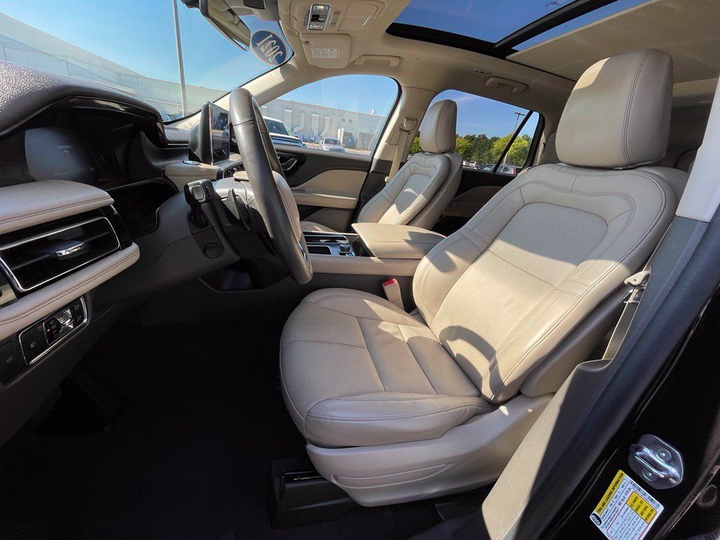 Used 2021 Lincoln Aviator Reserve w/ Elements Package Plus AWD/4WD image 26