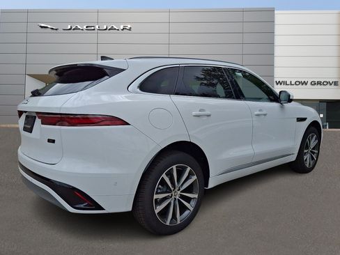 New 2026 Jaguar F-PACE R-Dynamic S AWD/4WD image 2