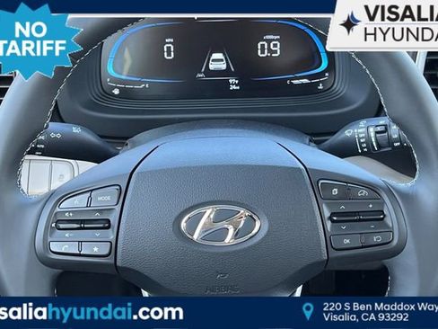 New 2025 Hyundai Venue SEL image 26