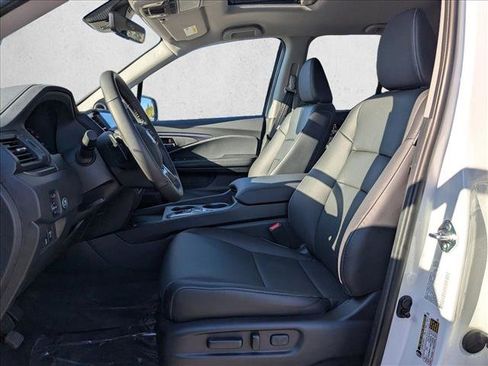 New 2025 Honda Ridgeline RTL image 4