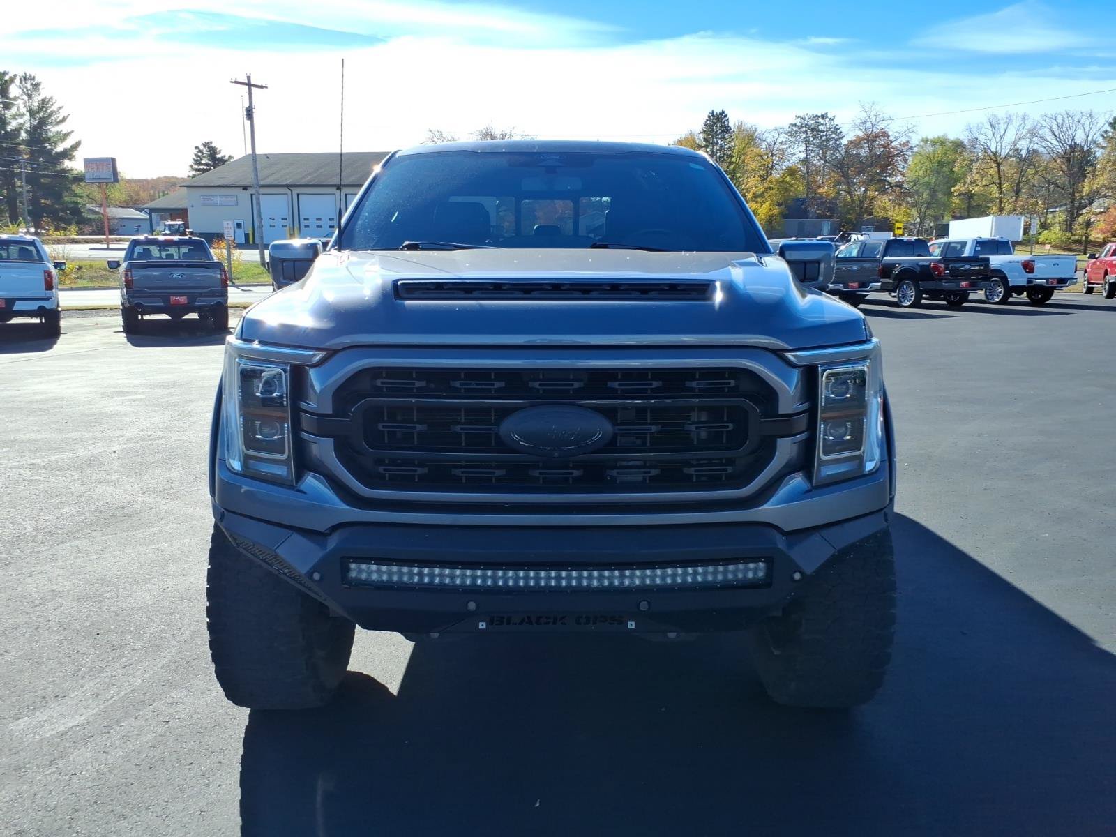Used 2022 Ford F150 Lariat w/ Equipment Group 502A High AWD/4WD image 8