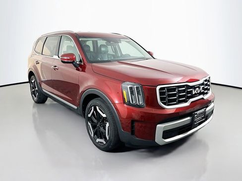 Used 2023 Kia Telluride S image 1