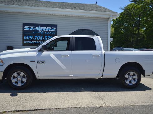 Used 2020 RAM 1500 Classic SLT RWD image 2