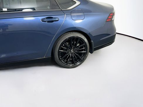 Used 2023 Honda Accord Touring image 31