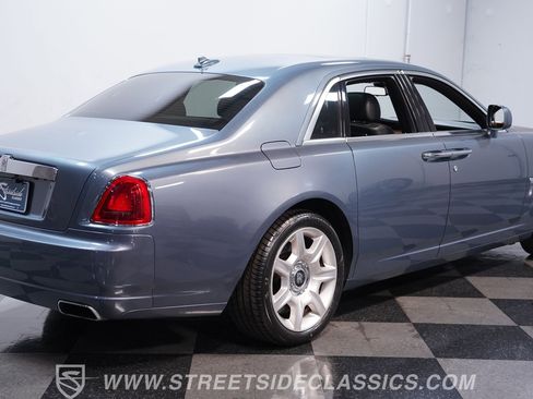 Used 2010 Rolls-Royce Ghost RWD image 12