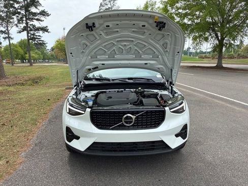 New 2026 Volvo XC40 B5 Ultra w/ Protection Package Premier AWD/4WD image 21