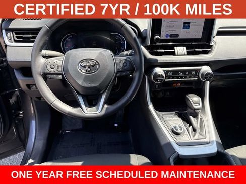Used 2025 Toyota RAV4 SE AWD/4WD image 17