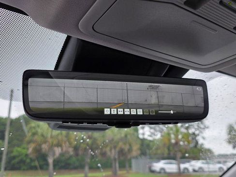 Certified 2022 Toyota RAV4 Limited AWD/4WD image 16