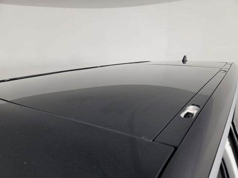 Used 2024 Rivian R1S Adventure image 13