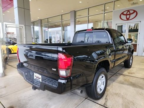 Used 2023 Toyota Tacoma SR image 10