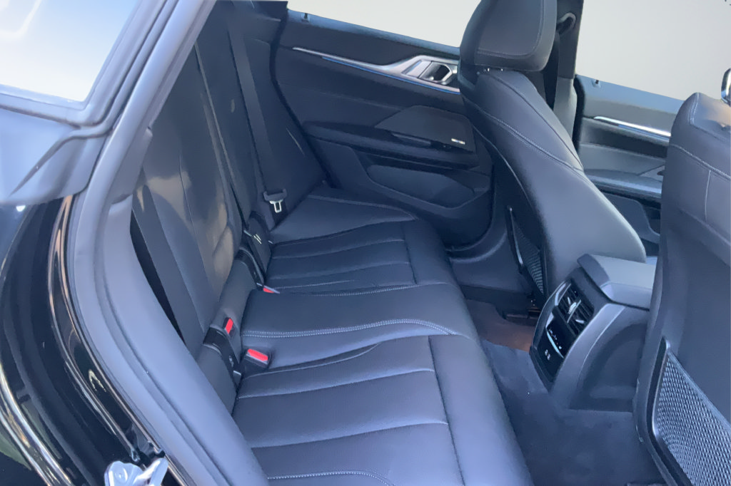 Used 2023 BMW i4 eDrive40 w/ M Sport Package RWD image 20