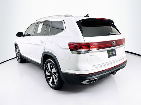 Used 2024 Volkswagen Atlas SEL image 5