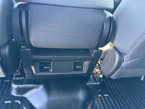 Used 2020 Chevrolet Silverado 2500 LT AWD/4WD image 39