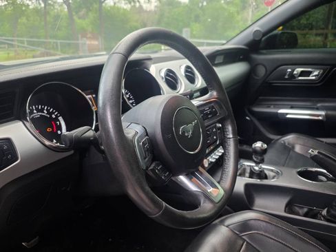 Used 2015 Ford Mustang GT Premium w/ Equipment Group 401A RWD image 16