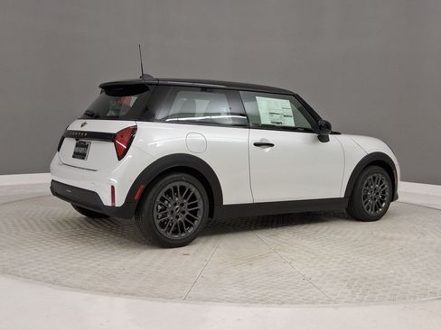 New 2026 MINI Cooper 2-Door Hardtop FWD image 7
